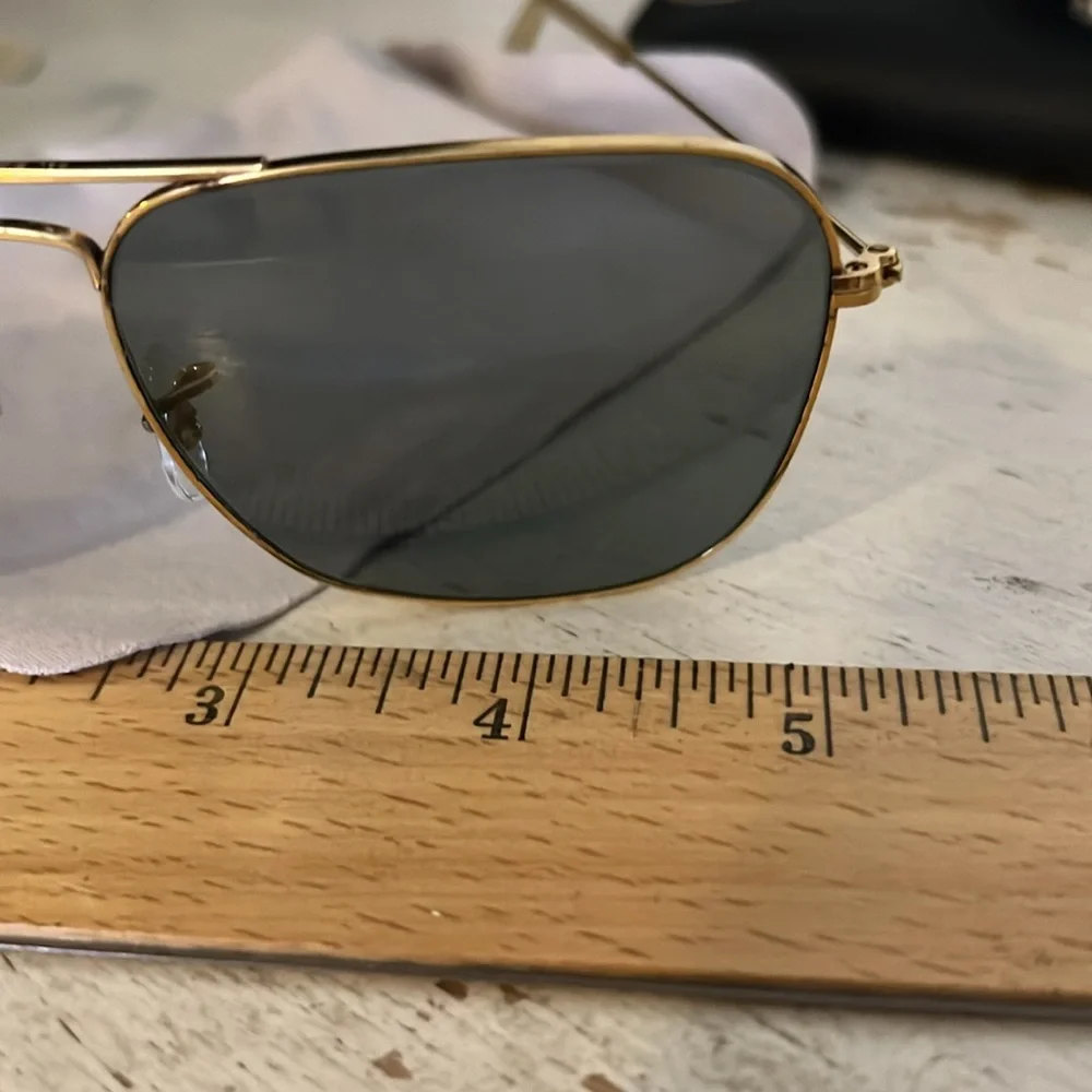 Vintage Ray Ban Aviator sunglasses Bausch & Lomb